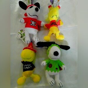 Set of 4 Peanuts Snoopy Halloween Themed Plush Dog Toys